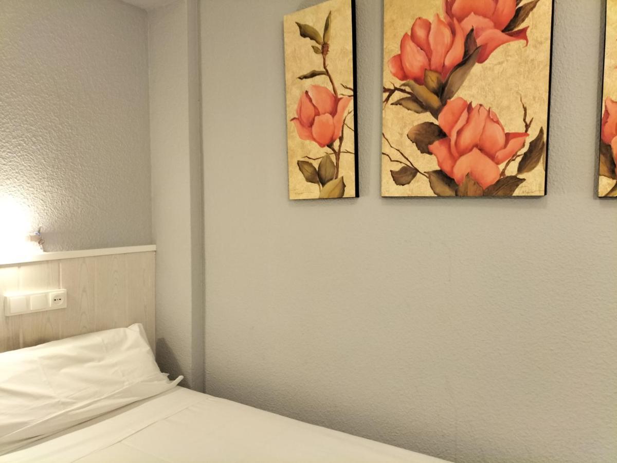 Hostal Albero By Gaiarooms Salamanca Dış mekan fotoğraf