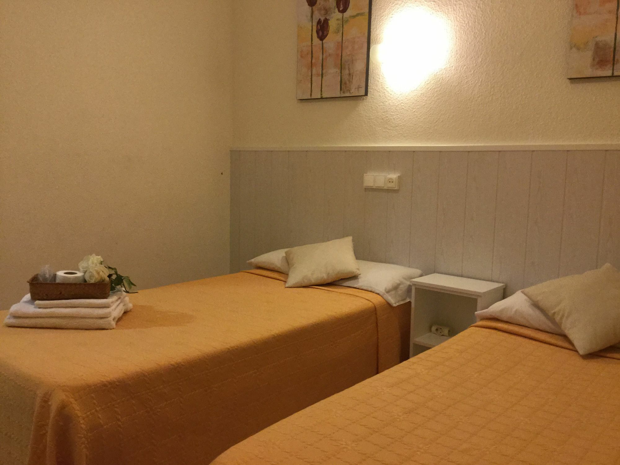 Hostal Albero By Gaiarooms Salamanca Dış mekan fotoğraf
